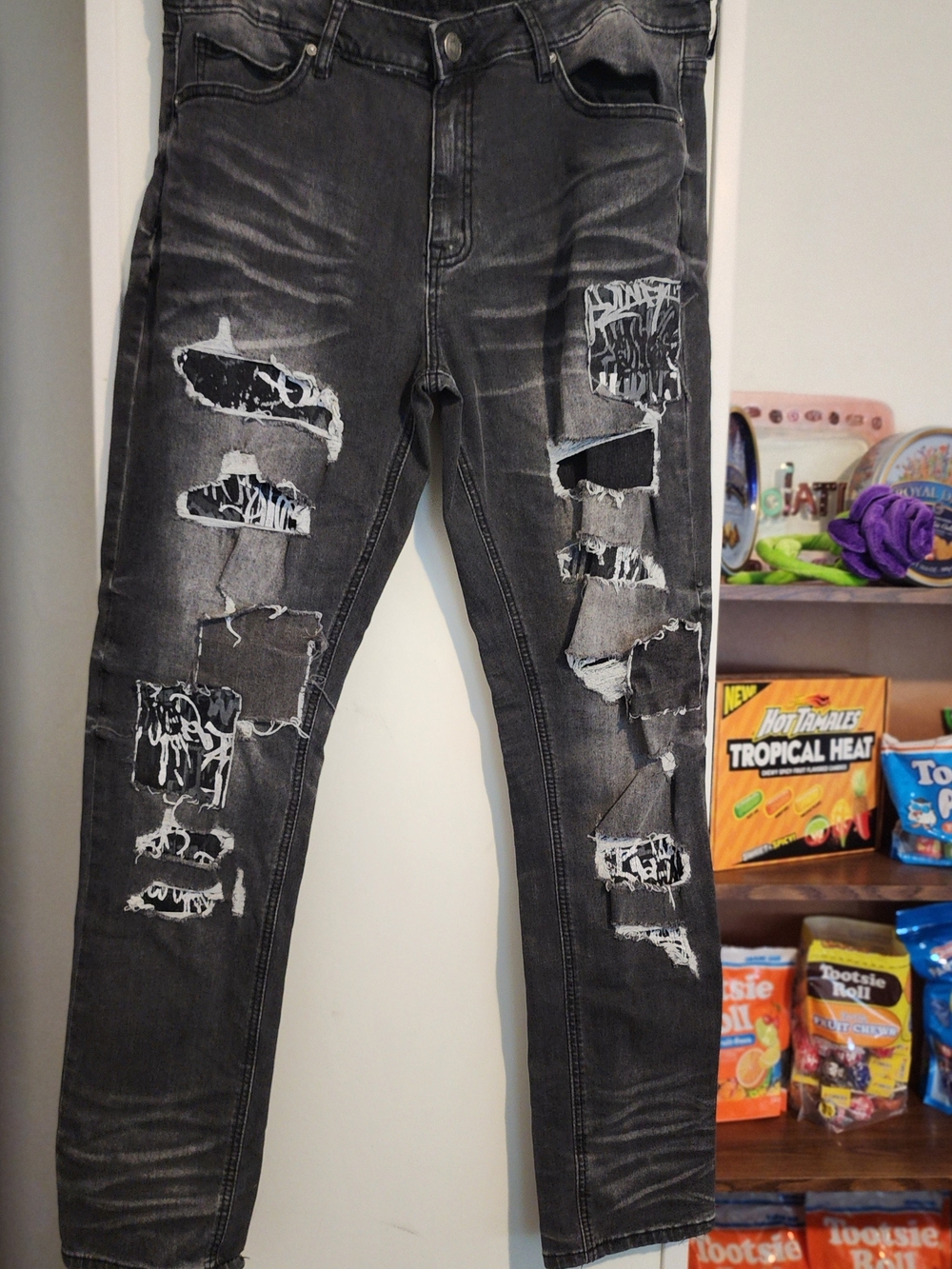 Rue21 Black Distressed Skinny Jeans with White Patch Lining